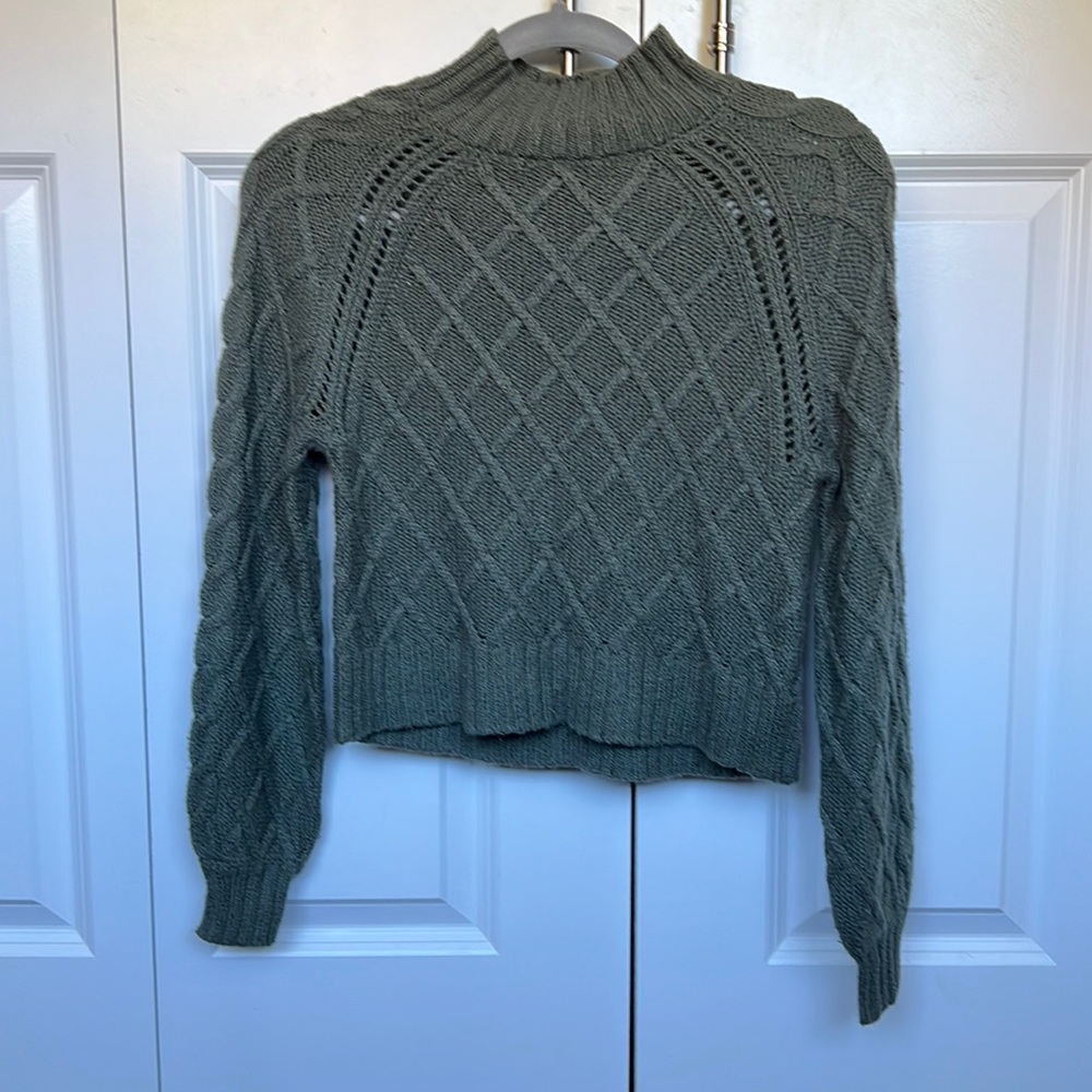 American Eagle Crop Sweater XS